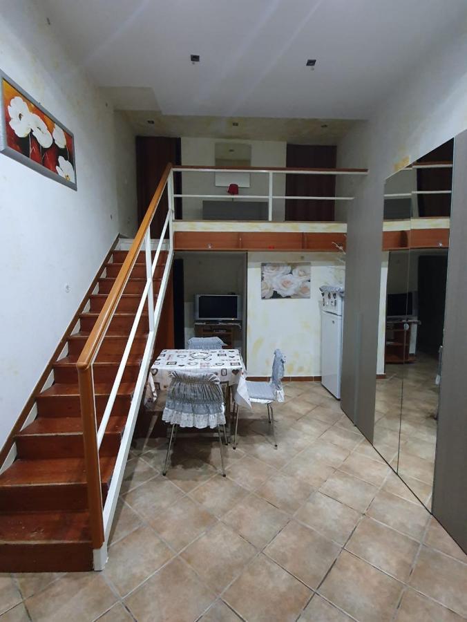Sister Home نابولي المظهر الخارجي الصورة
